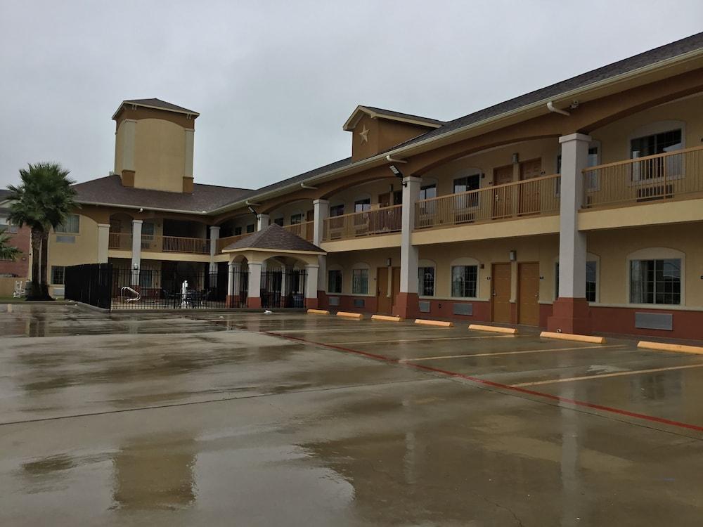 Days Inn By Wyndham Humble/Houston Intercontinental Airport Dış mekan fotoğraf